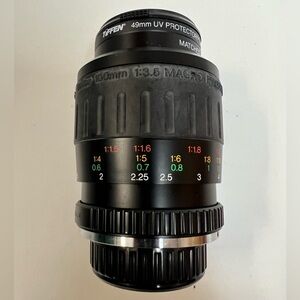 VIVITAR 100MM 1:3.5 MACRO FOCUSING LENS